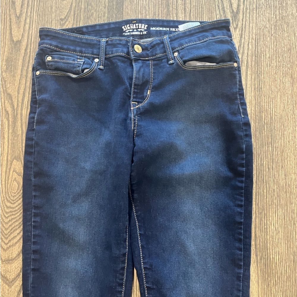 Signature By Levi Strauss Modern Skinny Jeans Pockets Denim Dark Wash Size 6M - Picture 3 of 12